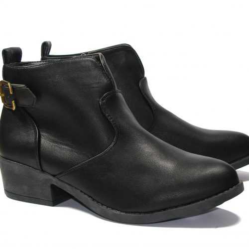 Flat heel ankle boots