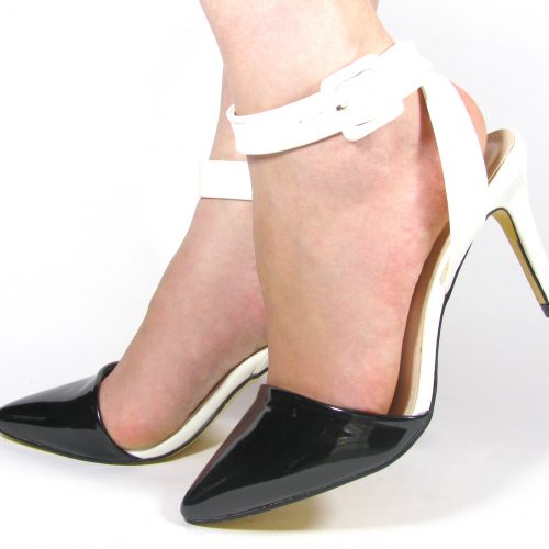 Medium heels slingbacks