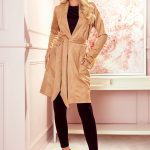 354-2 Suede coat with pockets and belt – beige